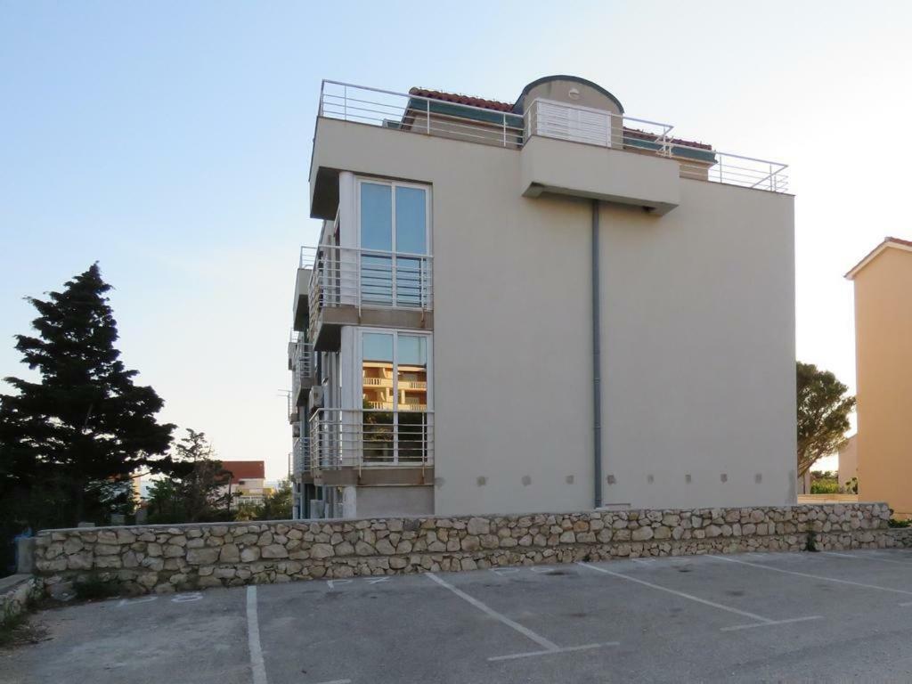 Apartment Star Новаля Екстериор снимка
