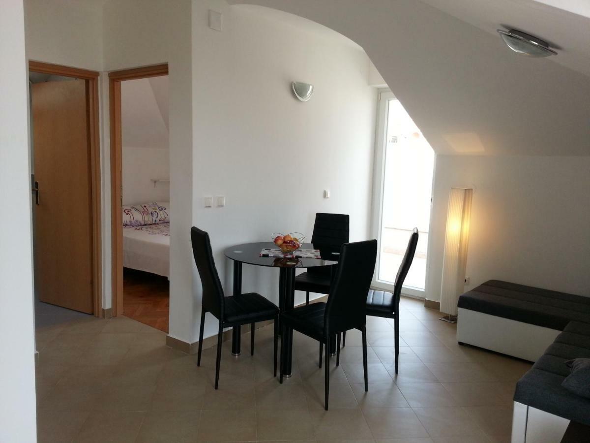 Apartment Star Новаля Екстериор снимка