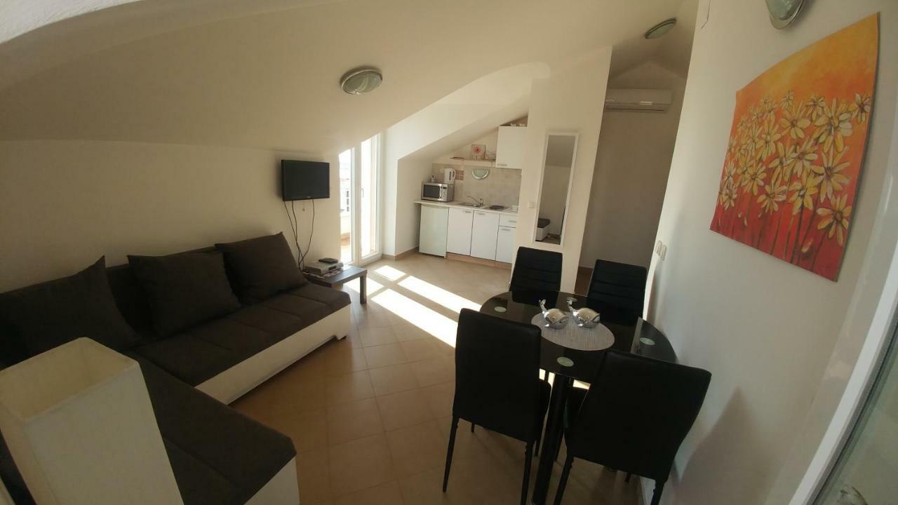 Apartment Star Новаля Екстериор снимка